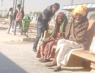 en attendant le train